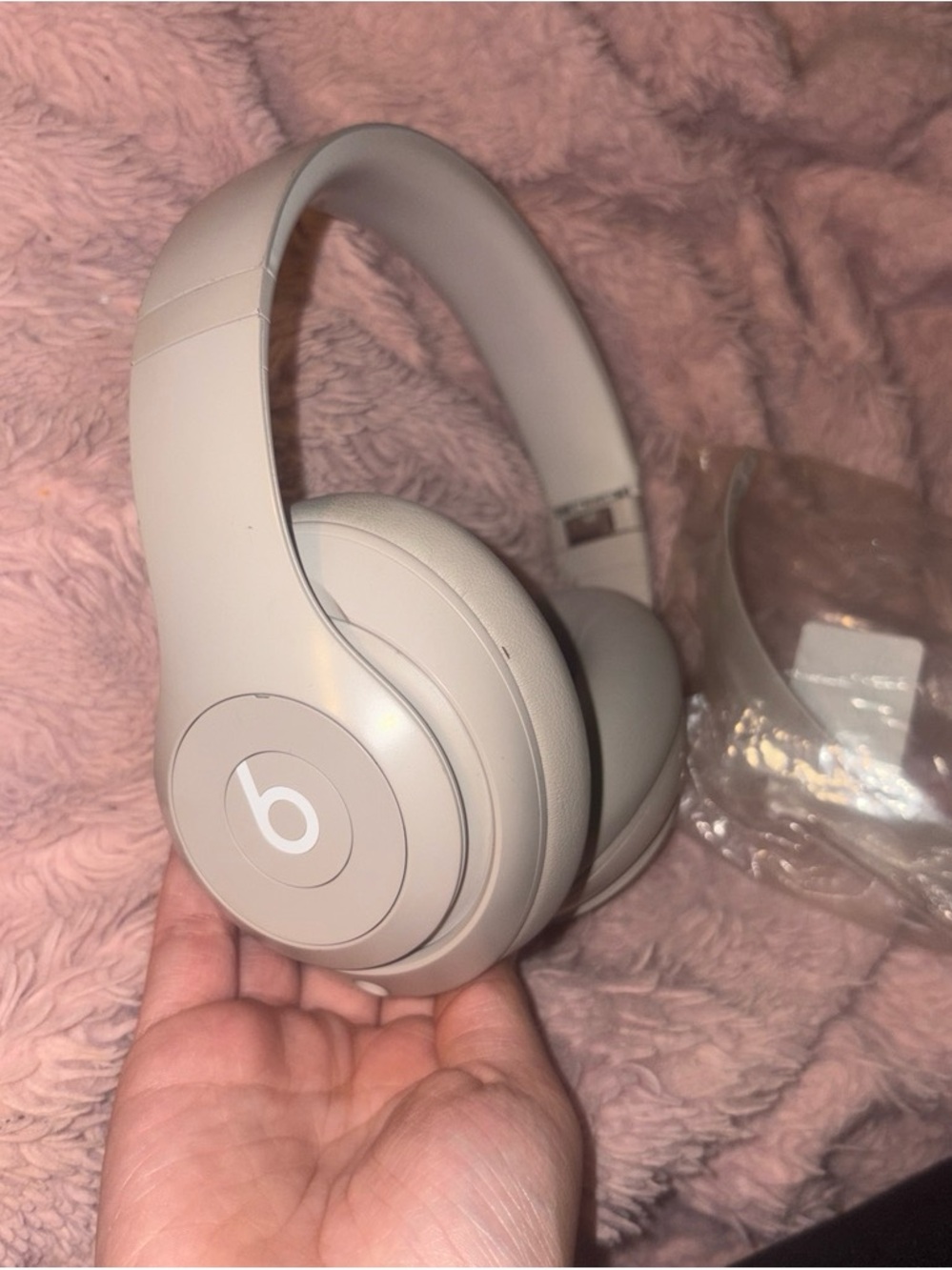Studio3 Wireless Over-Ear Headphones - Soft Pink